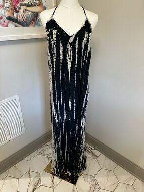 Old Navy Black and White Tie-Dye Cami Dress